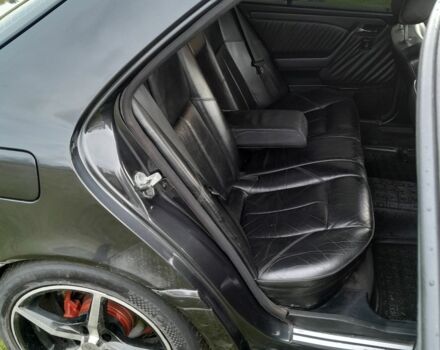 Чорний Мерседес 280, об'ємом двигуна 2.8 л та пробігом 300 тис. км за 2800 $, фото 7 на Automoto.ua