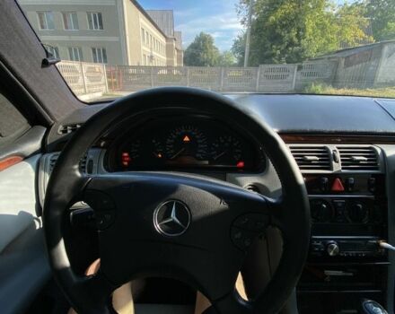 Чорний Мерседес 280, об'ємом двигуна 2.8 л та пробігом 450 тис. км за 2500 $, фото 7 на Automoto.ua