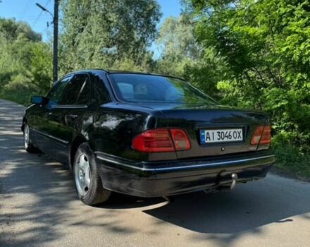 Чорний Мерседес 280, об'ємом двигуна 2.8 л та пробігом 300 тис. км за 1600 $, фото 2 на Automoto.ua