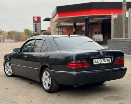 Чорний Мерседес 280, об'ємом двигуна 2.8 л та пробігом 300 тис. км за 1800 $, фото 1 на Automoto.ua