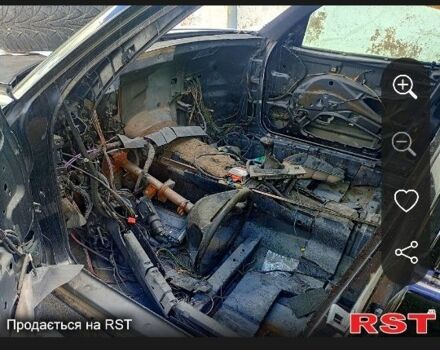 Черный Мерседес 280, объемом двигателя 2.8 л и пробегом 355 тыс. км за 2100 $, фото 2 на Automoto.ua