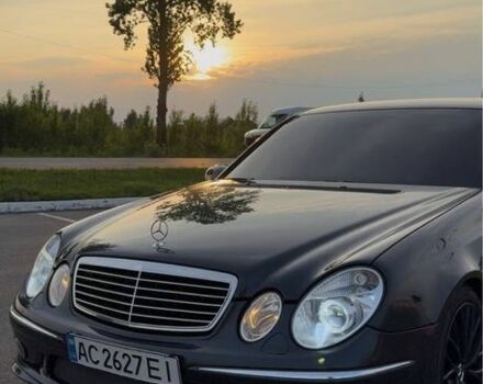 Черный Мерседес 280, объемом двигателя 3.2 л и пробегом 401 тыс. км за 11000 $, фото 6 на Automoto.ua