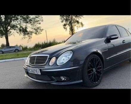 Черный Мерседес 280, объемом двигателя 3.2 л и пробегом 401 тыс. км за 11000 $, фото 7 на Automoto.ua