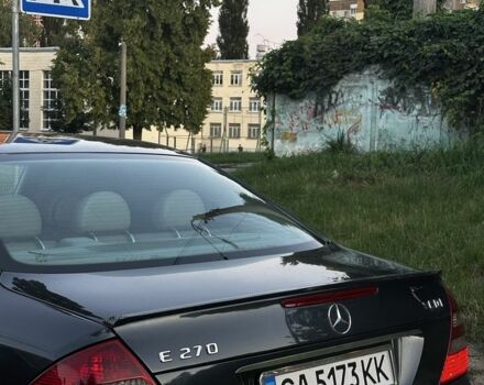 Черный Мерседес 280, объемом двигателя 2.7 л и пробегом 298 тыс. км за 4800 $, фото 2 на Automoto.ua