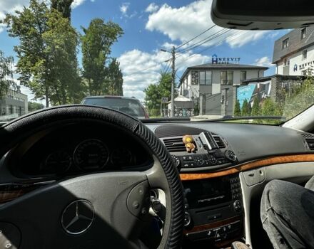 Черный Мерседес 280, объемом двигателя 2.7 л и пробегом 298 тыс. км за 4800 $, фото 3 на Automoto.ua