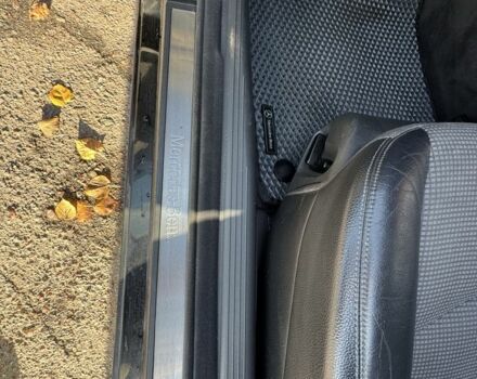 Чорний Мерседес 280, об'ємом двигуна 3 л та пробігом 355 тис. км за 9299 $, фото 22 на Automoto.ua