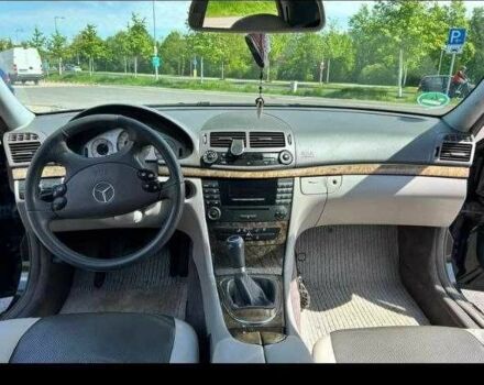 Чорний Мерседес 280, об'ємом двигуна 3 л та пробігом 310 тис. км за 6880 $, фото 2 на Automoto.ua