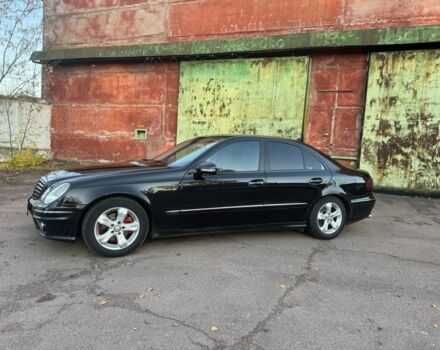 Чорний Мерседес 280, об'ємом двигуна 3 л та пробігом 355 тис. км за 9299 $, фото 7 на Automoto.ua