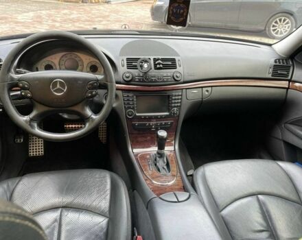 Черный Мерседес 280, объемом двигателя 3 л и пробегом 120 тыс. км за 4600 $, фото 4 на Automoto.ua