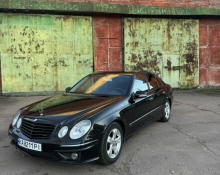 Чорний Мерседес 280, об'ємом двигуна 3 л та пробігом 355 тис. км за 9299 $, фото 3 на Automoto.ua