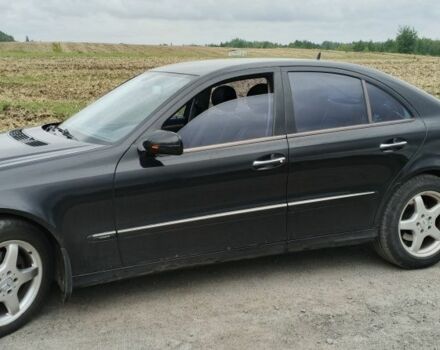 Чорний Мерседес 280, об'ємом двигуна 2.8 л та пробігом 400 тис. км за 7000 $, фото 5 на Automoto.ua