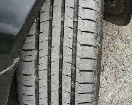 Чорний Мерседес 280, об'ємом двигуна 2.8 л та пробігом 400 тис. км за 7000 $, фото 3 на Automoto.ua