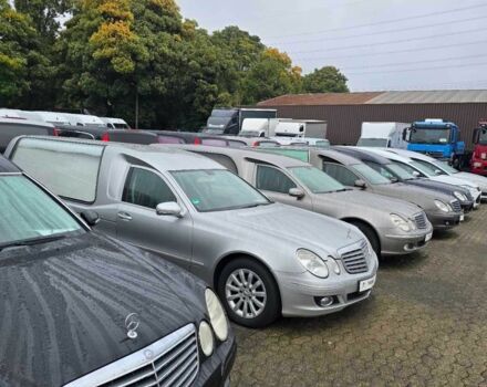 Черный Мерседес 280, объемом двигателя 2.8 л и пробегом 232 тыс. км за 25718 $, фото 7 на Automoto.ua