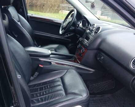 Чорний Мерседес 280, об'ємом двигуна 3 л та пробігом 298 тис. км за 11000 $, фото 5 на Automoto.ua