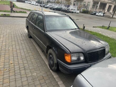 Чорний Мерседес 280, об'ємом двигуна 2.8 л та пробігом 322 тис. км за 1100 $, фото 1 на Automoto.ua