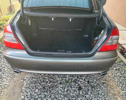 Коричневий Мерседес 280, об'ємом двигуна 3 л та пробігом 288 тис. км за 13000 $, фото 3 на Automoto.ua