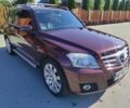 Красный Мерседес 280, объемом двигателя 3 л и пробегом 180 тыс. км за 11500 $, фото 1 на Automoto.ua