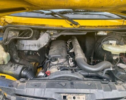 Жовтий Мерседес 280, об'ємом двигуна 2.7 л та пробігом 600 тис. км за 11000 $, фото 7 на Automoto.ua