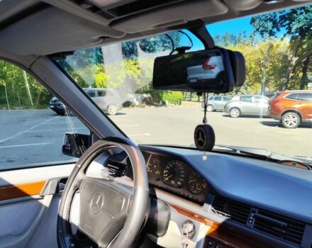 Серый Мерседес 280, объемом двигателя 2.8 л и пробегом 303 тыс. км за 4350 $, фото 17 на Automoto.ua