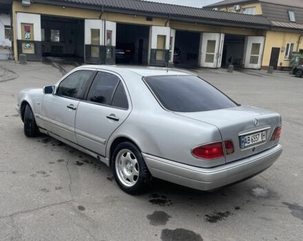 Сірий Мерседес 280, об'ємом двигуна 2.8 л та пробігом 1 тис. км за 2950 $, фото 3 на Automoto.ua