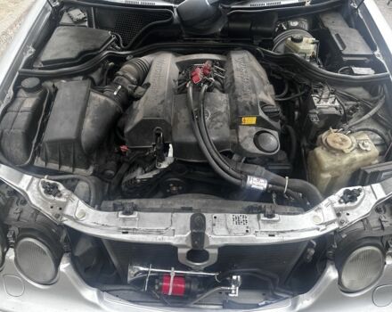 Сірий Мерседес 280, об'ємом двигуна 2.8 л та пробігом 1 тис. км за 3950 $, фото 9 на Automoto.ua