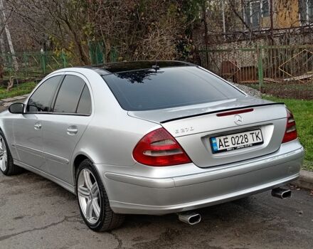 Серый Мерседес 280, объемом двигателя 2.7 л и пробегом 350 тыс. км за 6600 $, фото 3 на Automoto.ua