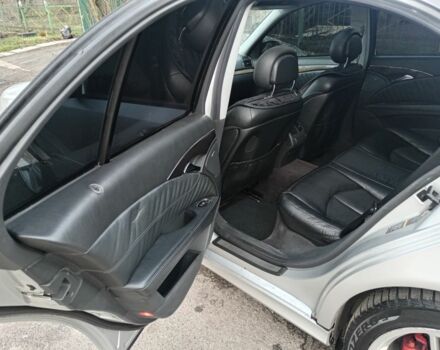 Серый Мерседес 280, объемом двигателя 2.7 л и пробегом 350 тыс. км за 6600 $, фото 9 на Automoto.ua