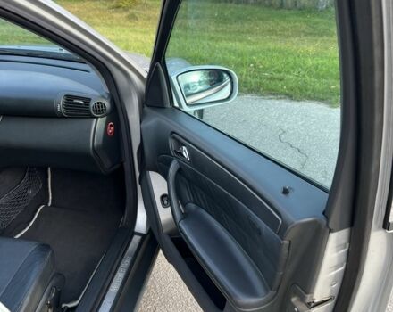 Серый Мерседес 280, объемом двигателя 2.7 л и пробегом 296 тыс. км за 4900 $, фото 14 на Automoto.ua