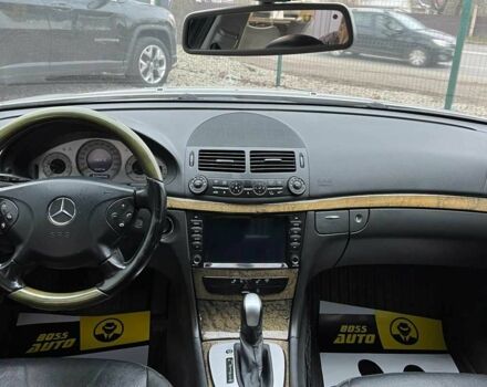 Серый Мерседес 280, объемом двигателя 3.2 л и пробегом 275 тыс. км за 8700 $, фото 10 на Automoto.ua