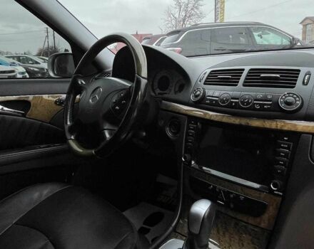Серый Мерседес 280, объемом двигателя 3.2 л и пробегом 275 тыс. км за 8700 $, фото 19 на Automoto.ua
