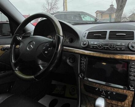 Серый Мерседес 280, объемом двигателя 3.2 л и пробегом 275 тыс. км за 8700 $, фото 18 на Automoto.ua