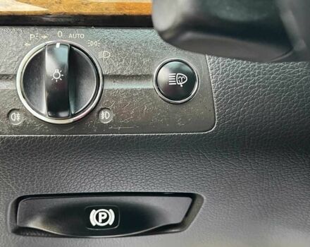 Серый Мерседес 280, объемом двигателя 3.2 л и пробегом 275 тыс. км за 8700 $, фото 12 на Automoto.ua