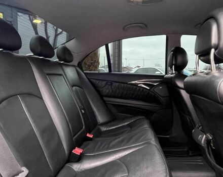 Серый Мерседес 280, объемом двигателя 3.2 л и пробегом 275 тыс. км за 8700 $, фото 22 на Automoto.ua