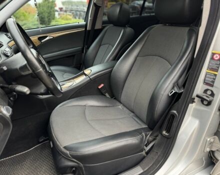 Сірий Мерседес 280, об'ємом двигуна 3 л та пробігом 351 тис. км за 8990 $, фото 7 на Automoto.ua