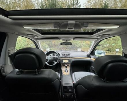 Сірий Мерседес 280, об'ємом двигуна 3 л та пробігом 351 тис. км за 8990 $, фото 14 на Automoto.ua