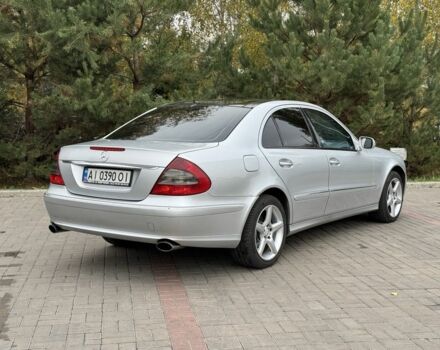 Сірий Мерседес 280, об'ємом двигуна 3 л та пробігом 351 тис. км за 8990 $, фото 5 на Automoto.ua