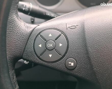 Серый Мерседес 280, объемом двигателя 3 л и пробегом 305 тыс. км за 8690 $, фото 20 на Automoto.ua