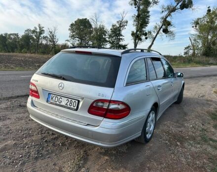 Серый Мерседес 280, объемом двигателя 3.2 л и пробегом 350 тыс. км за 2700 $, фото 2 на Automoto.ua