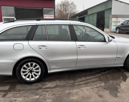 Серый Мерседес 280, объемом двигателя 3 л и пробегом 342 тыс. км за 3200 $, фото 4 на Automoto.ua