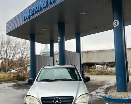 Серый Мерседес 280, объемом двигателя 0 л и пробегом 257 тыс. км за 3250 $, фото 1 на Automoto.ua