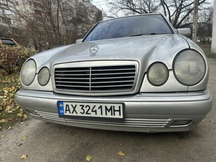 Серый Мерседес 280, объемом двигателя 2.8 л и пробегом 300 тыс. км за 1700 $, фото 1 на Automoto.ua