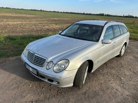 Серый Мерседес 280, объемом двигателя 3.2 л и пробегом 350 тыс. км за 3200 $, фото 1 на Automoto.ua