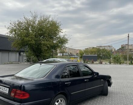 Мерседес 280 1996 в Кропивницком (Кировограде) на Automoto.ua Синий Мерседес 280, объемом двигателя 2.8 л и пробегом 256 тыс. км за 2500 $, фото 4 на Automoto.ua