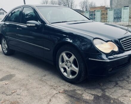 Синій Мерседес 280, об'ємом двигуна 2.7 л та пробігом 350 тис. км за 5500 $, фото 6 на Automoto.ua