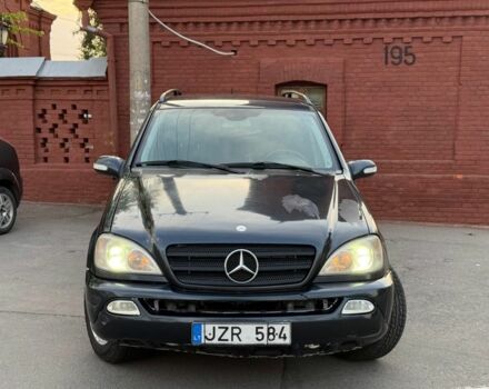 Синий Мерседес 280, объемом двигателя 2.7 л и пробегом 360 тыс. км за 3600 $, фото 2 на Automoto.ua