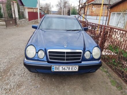 Мерседес 280 1998 в Первомайск на Automoto.ua Синий Мерседес 280, объемом двигателя 2.8 л и пробегом 283 тыс. км за 3100 $, фото 1 на Automoto.ua