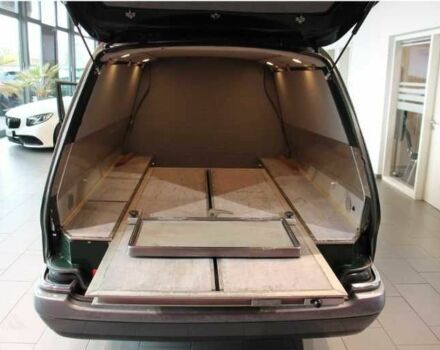 Зеленый Мерседес 280, объемом двигателя 2.8 л и пробегом 340 тыс. км за 17420 $, фото 13 на Automoto.ua