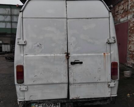 Белый Мерседес 300, объемом двигателя 2.9 л и пробегом 700 тыс. км за 2000 $, фото 3 на Automoto.ua