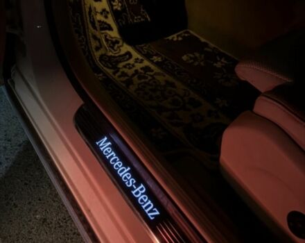 Білий Мерседес 300, об'ємом двигуна 2 л та пробігом 138 тис. км за 17000 $, фото 6 на Automoto.ua