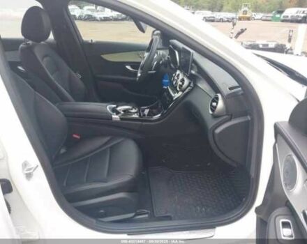 Білий Мерседес 300, об'ємом двигуна 2 л та пробігом 5 тис. км за 5100 $, фото 4 на Automoto.ua